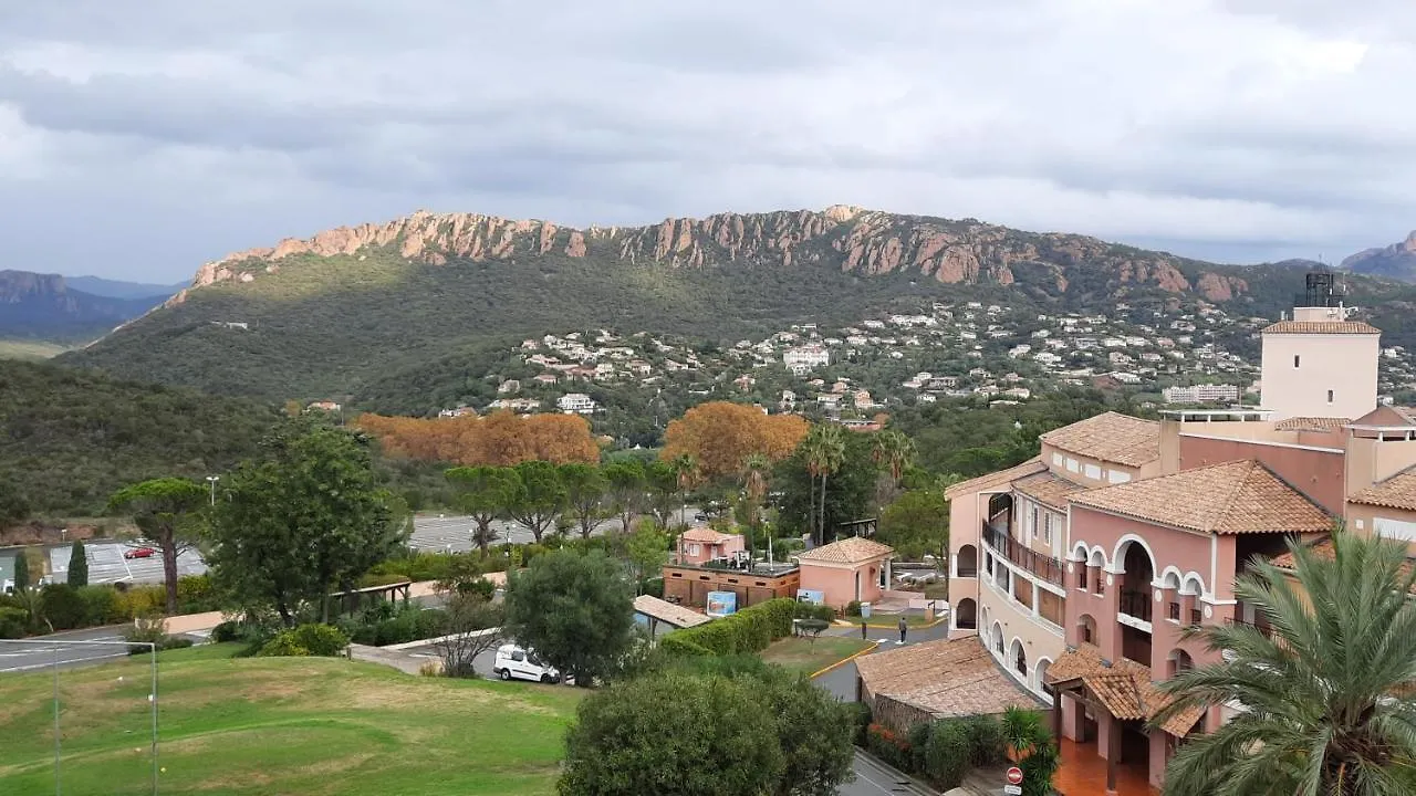 Huuummm C'Est La ! Beau T2 Cap Esterel Village Avec Clim ! Saint-Raphaël