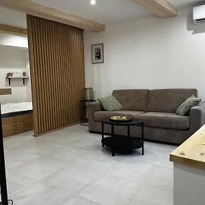  Appartement F2 Quartier Des Arts St Raphael